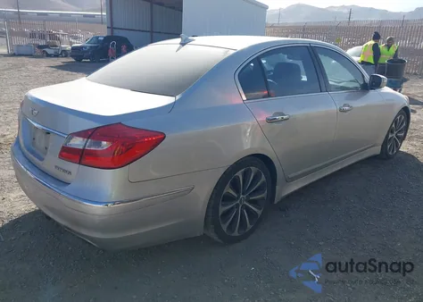 2013 Hyundai Genesis 3.8 z USA, uszkodzony, nr VIN KMHGC4DD1DU245989